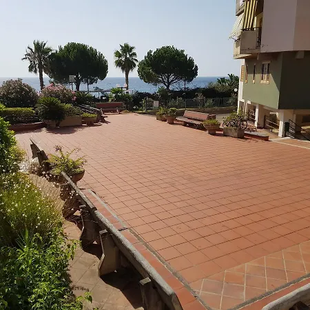 Sant'Alessio Apartment