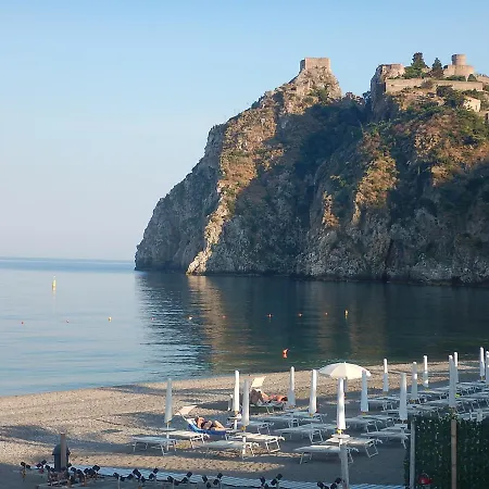 Sant'Alessio Apartment Lägenhet SantʼAlessio Siculo